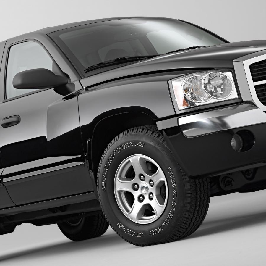 Dodge Dakota 2005 года  (фото 38 из 43)